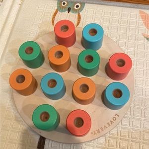 Lovevery peg board
